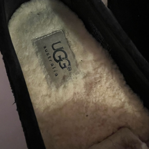UGG Roni Perf shoe - Picture 9 of 14